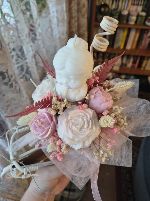 Flower box, dzień babci i dziadka , bukiet że świec sojowych