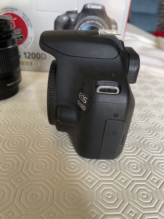 Canon eos 1200d