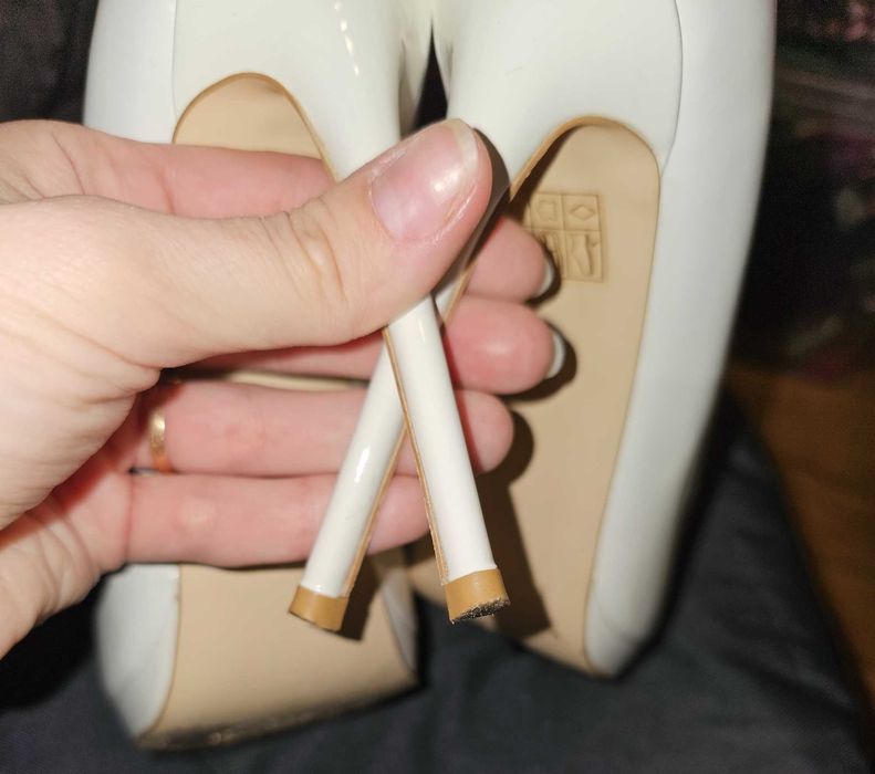 жіночі весільні туфлі (шкіра) р.39 Alsace Італія