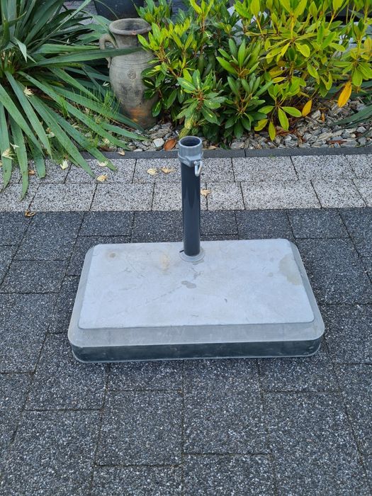 Podstawa parasola ( beton+ laminat) Super jakość ( ciężki)