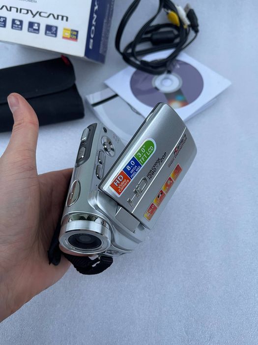 Відеокамера Sony HDR-CX100E