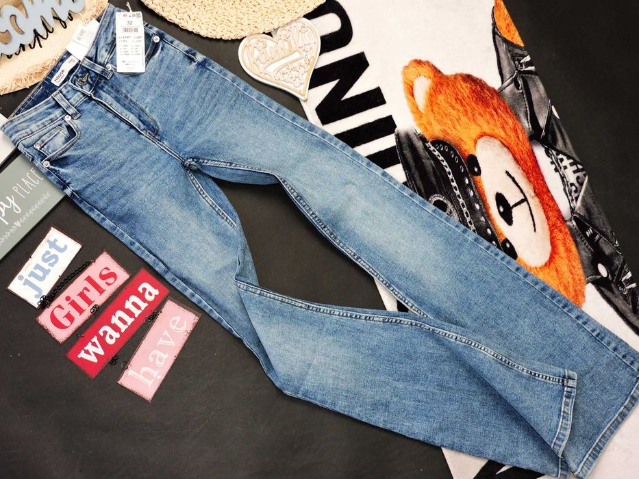 House Nowe spodnie jeans dzowny wysoki stan 32