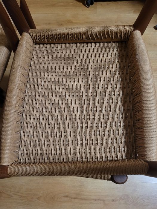 Komplet czterech krzeseł tekowych Niels O. Møller. Dania lata 60