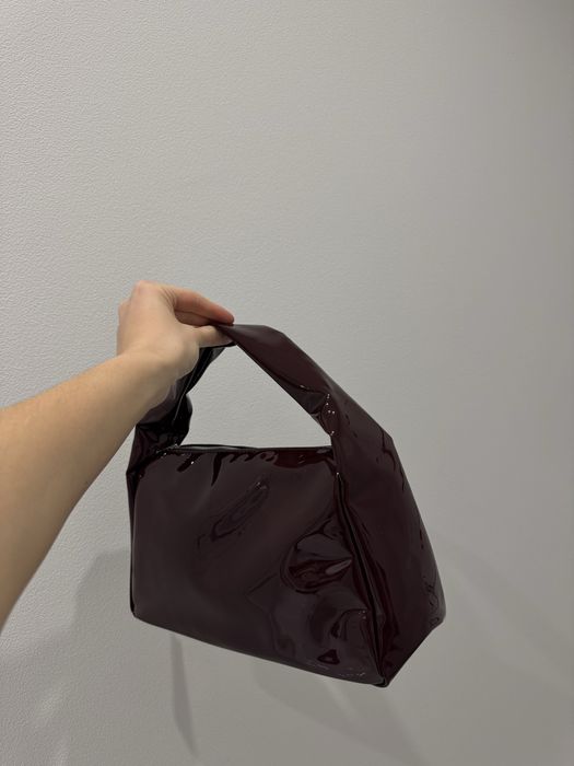 Сумка лакована бордова H&M