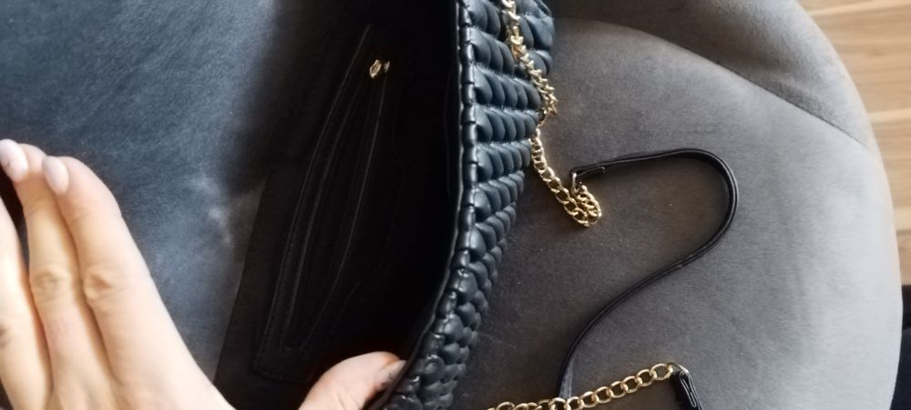 ładna torebka pikowana orsay  łańcuszek