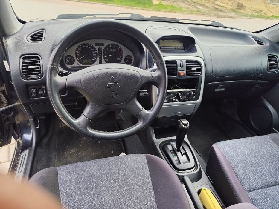 Mitsubishi Carisma 1.8 benzyna Automatic