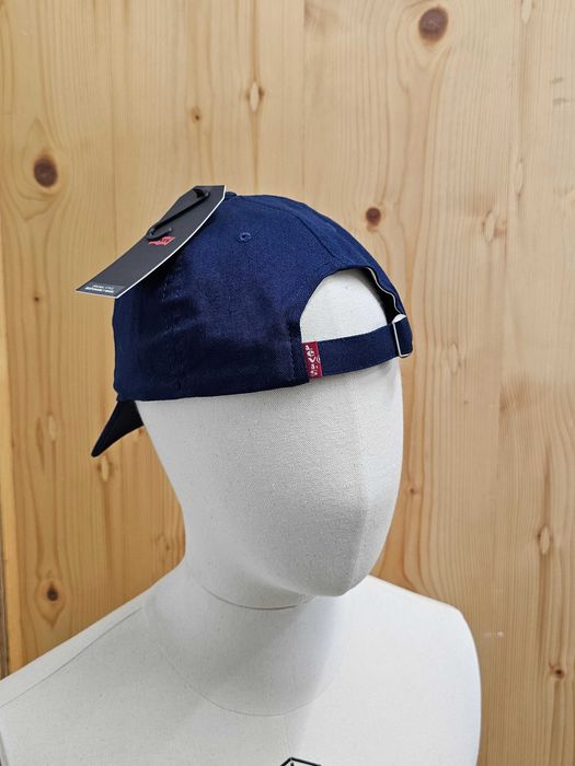 Czapka z daszkiem Levi's haftowane logo kolor granatowy baseball cap