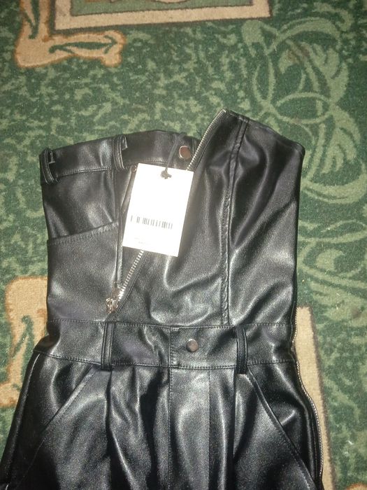 Комбинезон новый продам