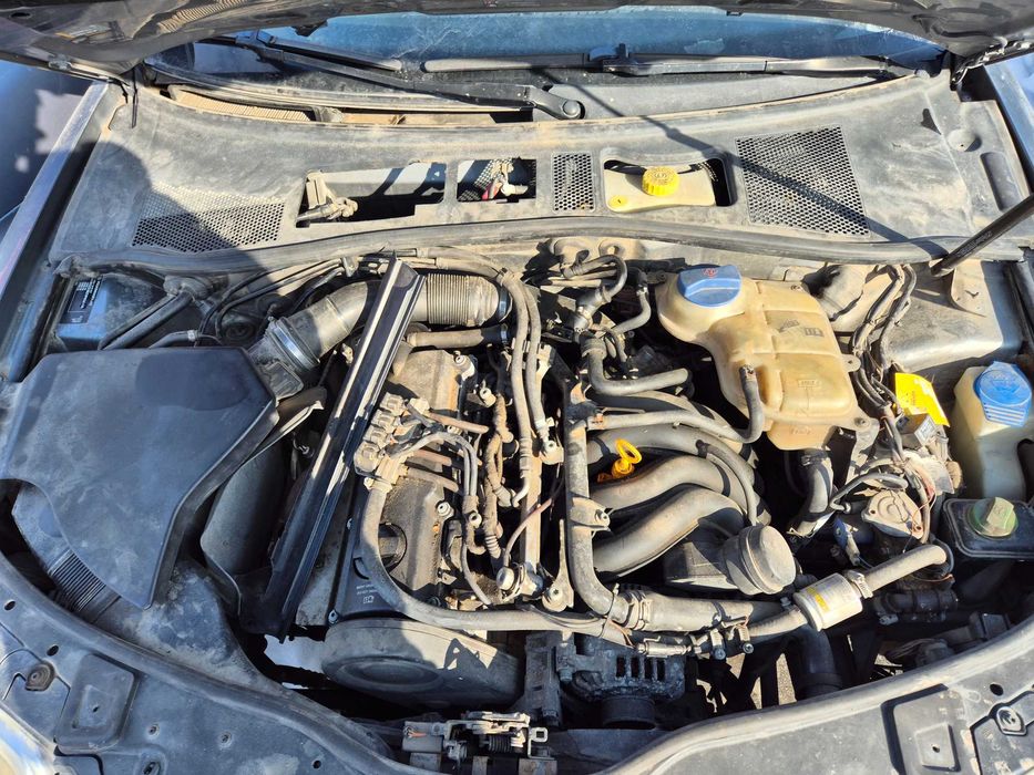 2002 Volkswagen Passat B5 1.6B FL wszystkie części