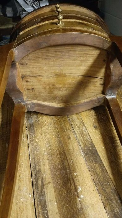 Antiguidades/Coleções Título: Mesa de Apoio Francesa Séc. XIX – Estilo Transição – Marchetaria Fina