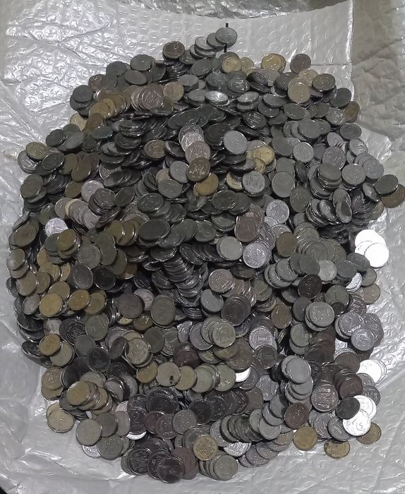 Продам  монети  України для моделюванн