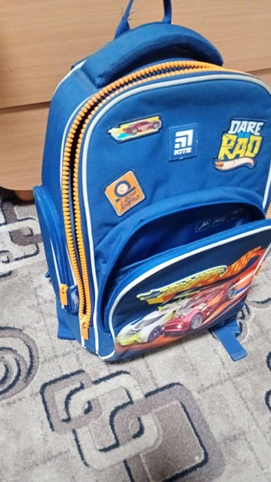 Продам шкільний рюкзак  кіте