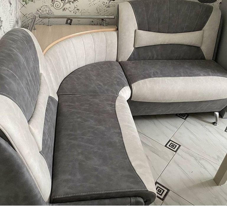 Перетяжка диванів,крісел,кухонних кутків,офісних крісел,ліжок,банкеток