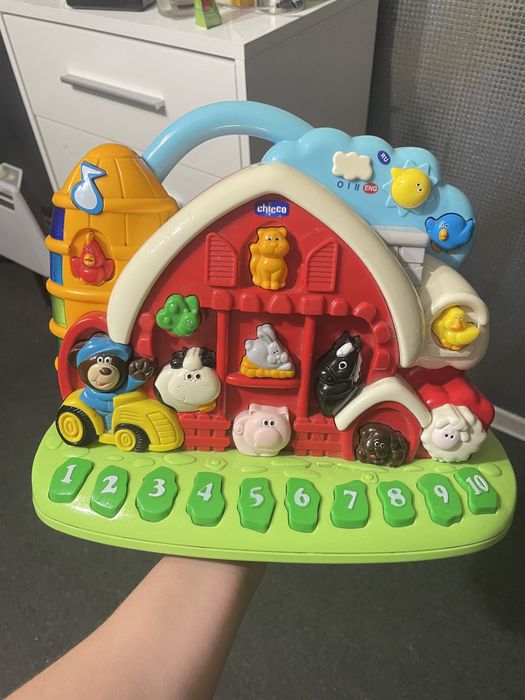 Chicco дитяча іграшка фірмова зоопарк дом музикальна інтерактивна