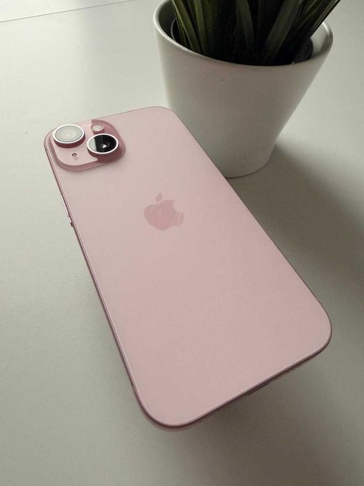 iPhone 15 128GB – 100% baterii, jak nowy + GRATIS