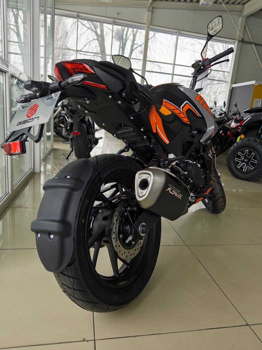 Мотоцикл GEON VERTEX 300