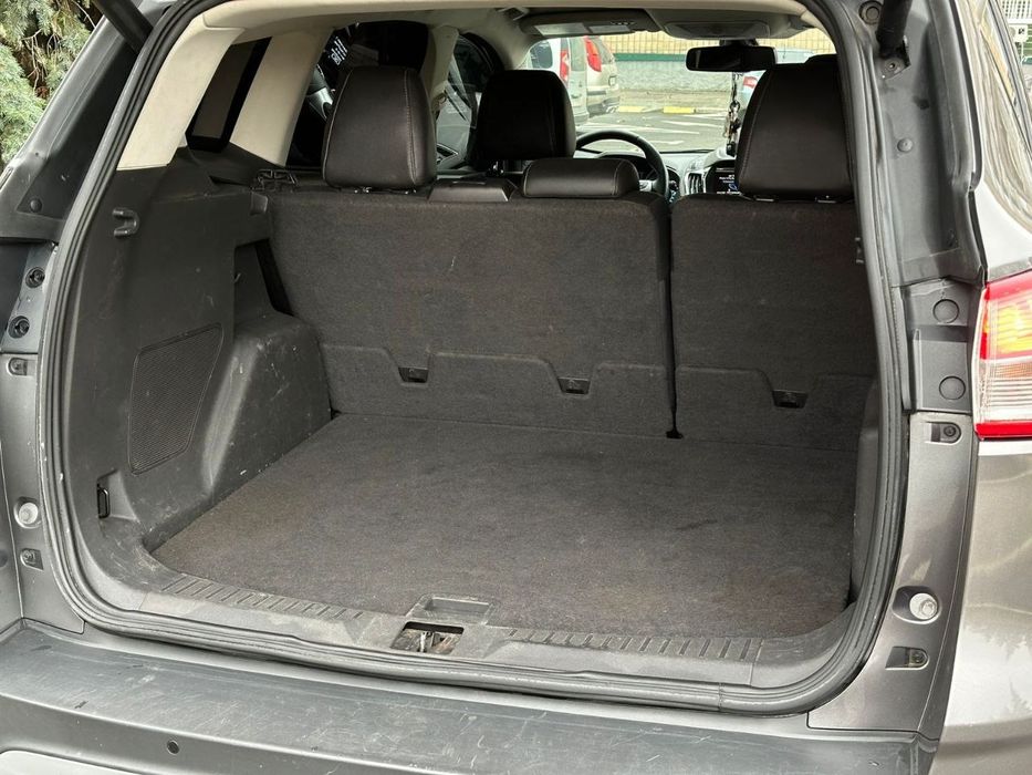 Форд ескейп  2013 року