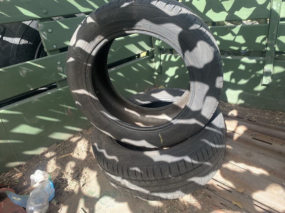 Nokian 215 55 116C резина 4 шт гума б/у