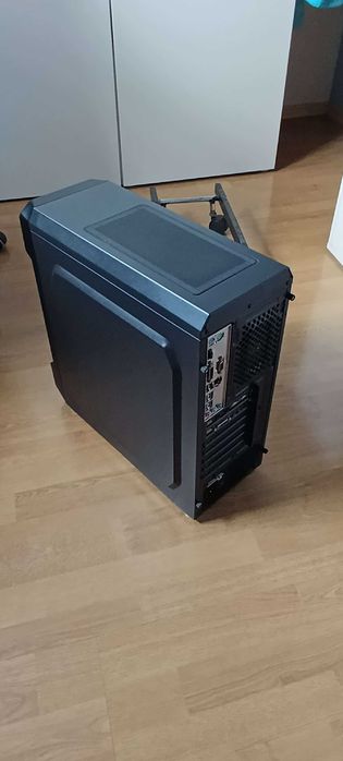 Komputer na sprzedaż, GTX 1060, Intel i5-6500, Windows 10