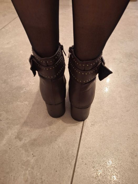 Botki damskie na obcasie, bordowe MOHITO - rozmiar 38.