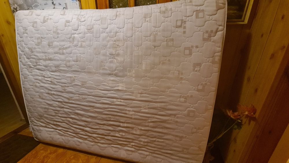 Sprzedam materac 160x200