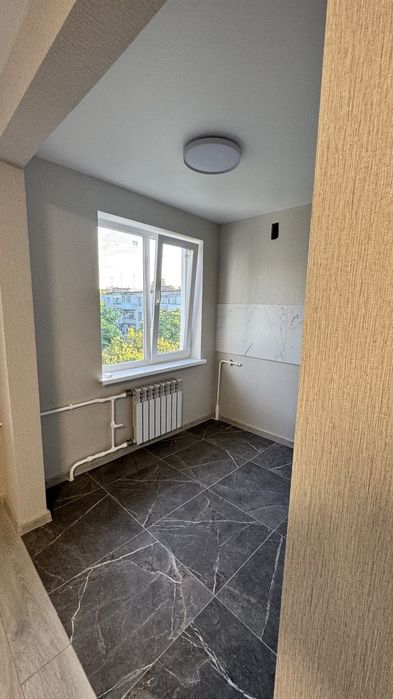 Продаж 2х-кімн квартири,  45 кв.м, з ремонтом, не кутова, 5/5, вул.Молодіжна, 13, Кременчук