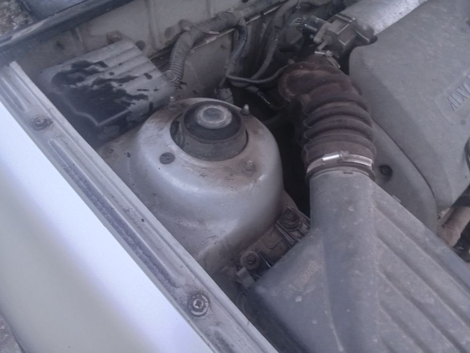 Сенс, повністю на ходу.