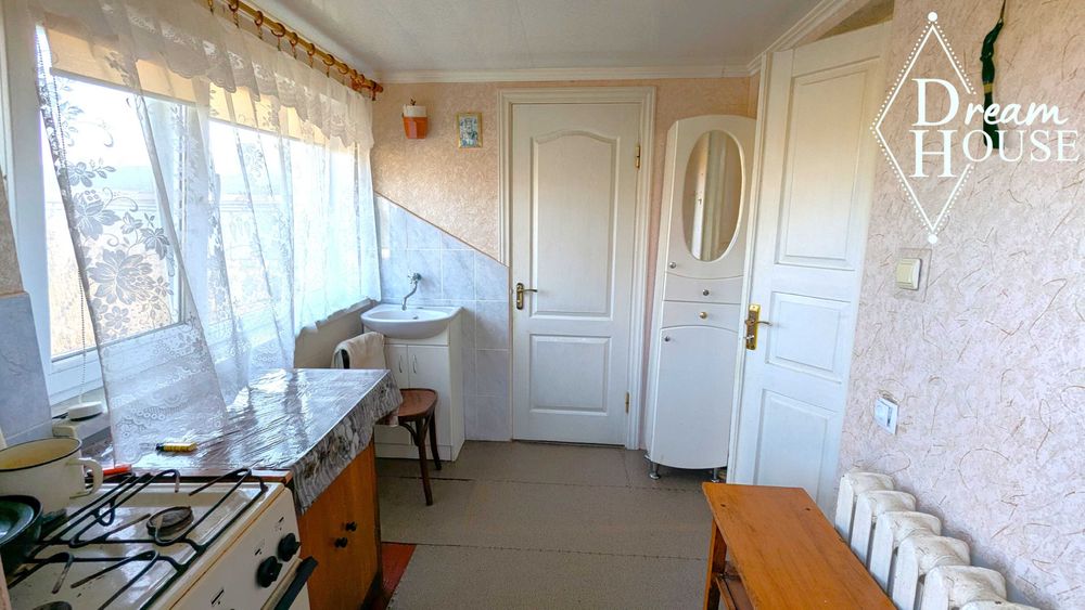 Продам будинок по вул.Івана Багряного