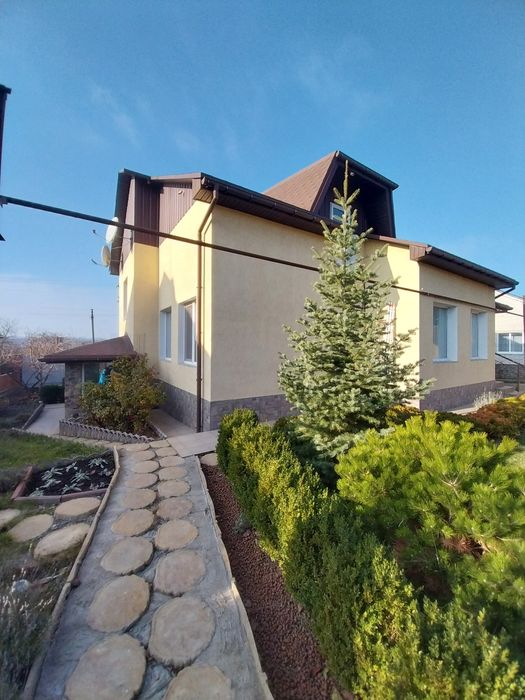 Продам новий  2 будинок, ремонт, меблі, техніка.