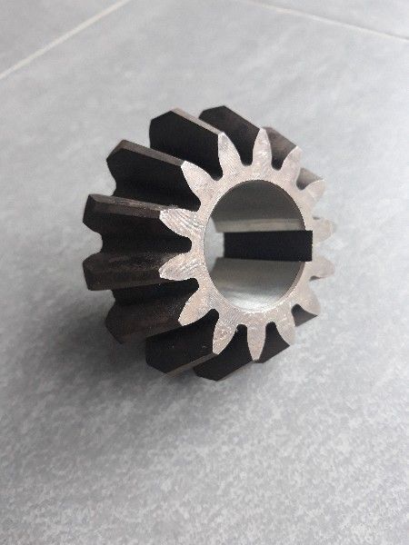 Koło zębate stożkowe Z14 zgrabiarki KRONE KW 5.50, KW 7.70