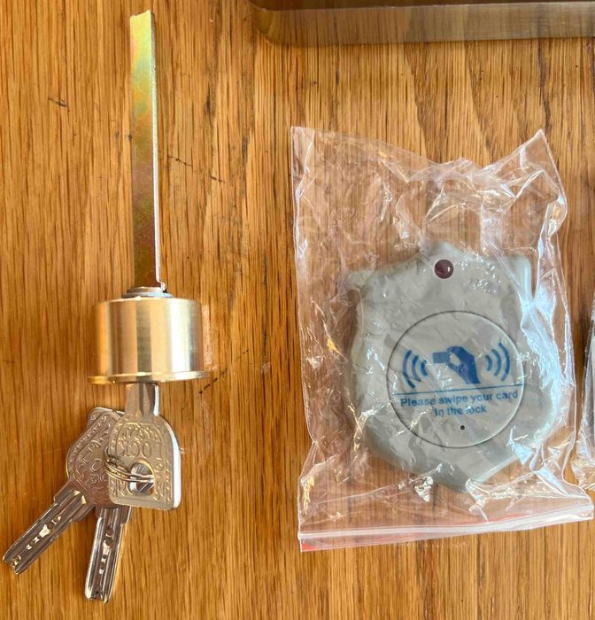 Fechadura elétrica com segredo NOVA