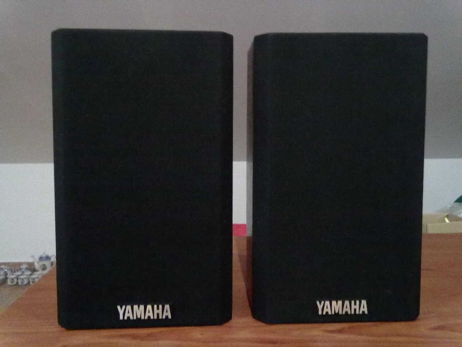 Par de colunas YAMAHA COMO NOVAS