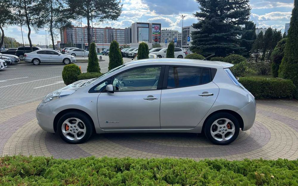 Nissan Leaf 2012