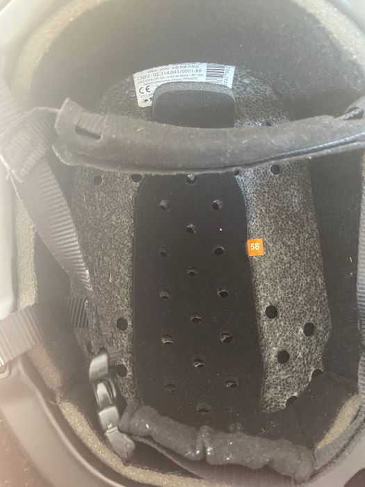 Toque de Equitação Veludo Preto - 58 - Fouganza