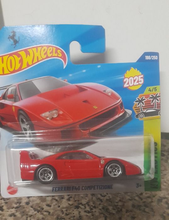 Ferrari F40 competizione hot wheels