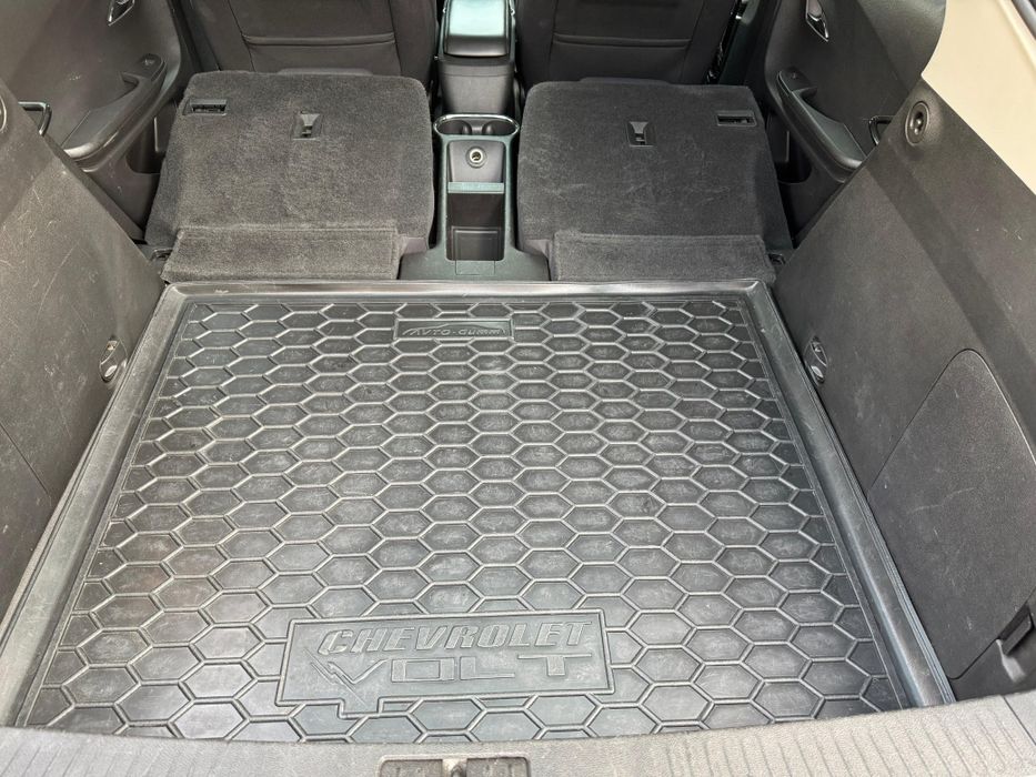 Продам Chevrolet volt ,2014 року випуску ,пробіг 166000 кмВ ідеальному