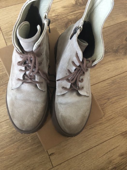 Замшеві ботінки 39