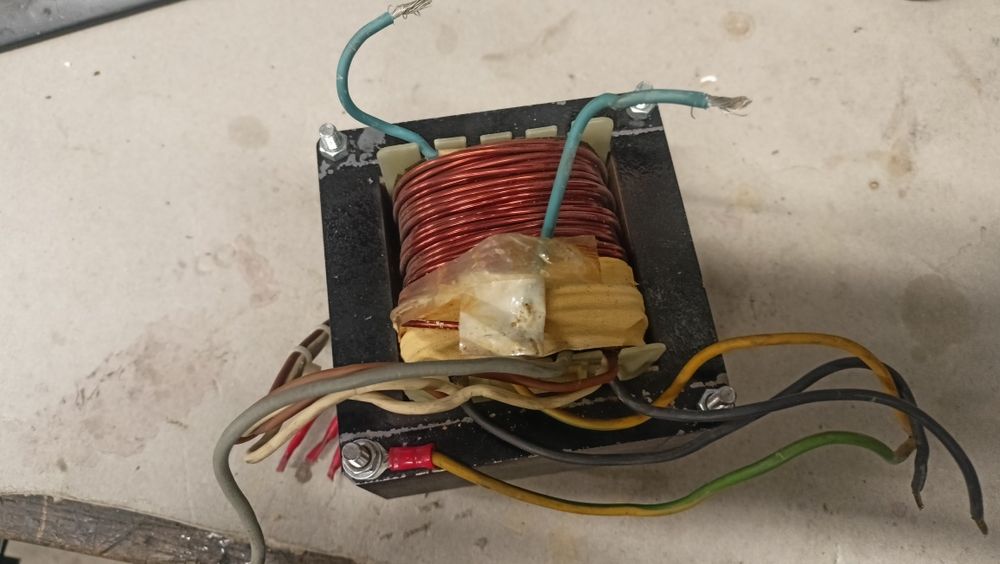 Transformator 2x19V/9A