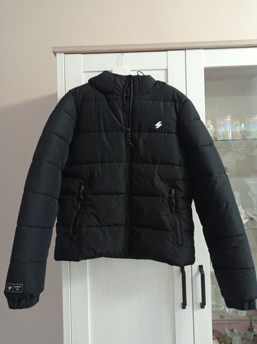Nowa, zimowa kurtka Superdry
