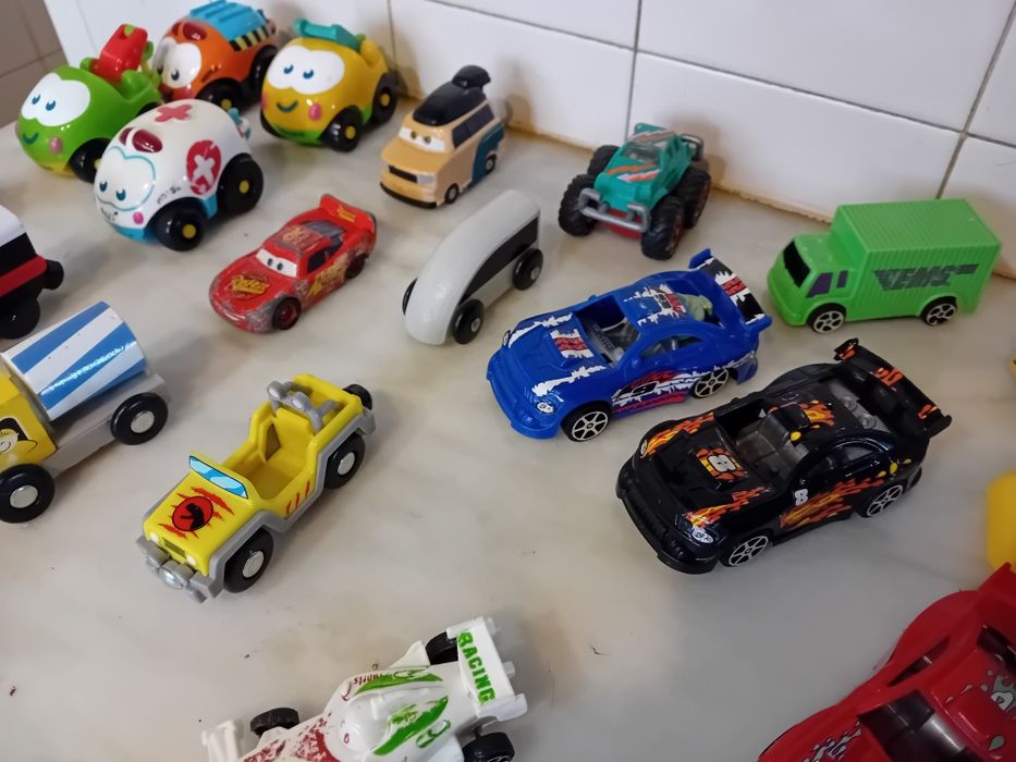 Conjunto de Carrinhos Diversos Criança