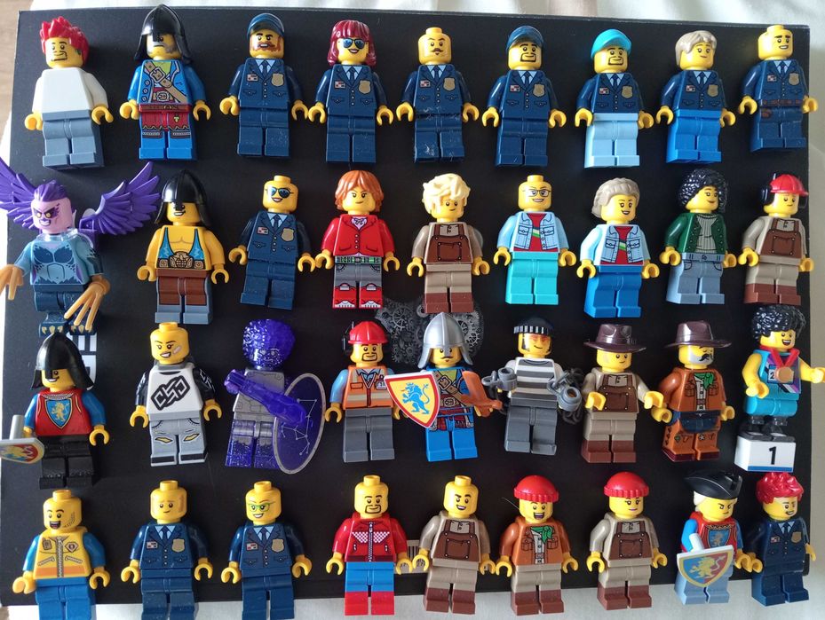 Figuras lego embaladas
