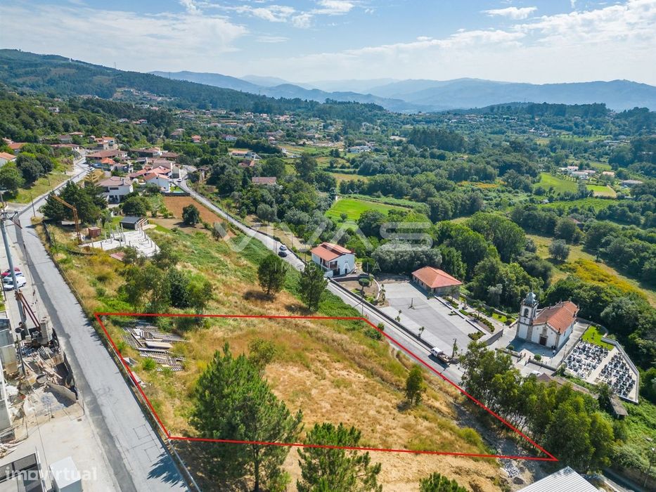 Terreno Para Construção  Venda em Esqueiros, Nevogilde e Travassós,Vil — Carreiras (São Miguel) E Carreiras (Santiago), Braga