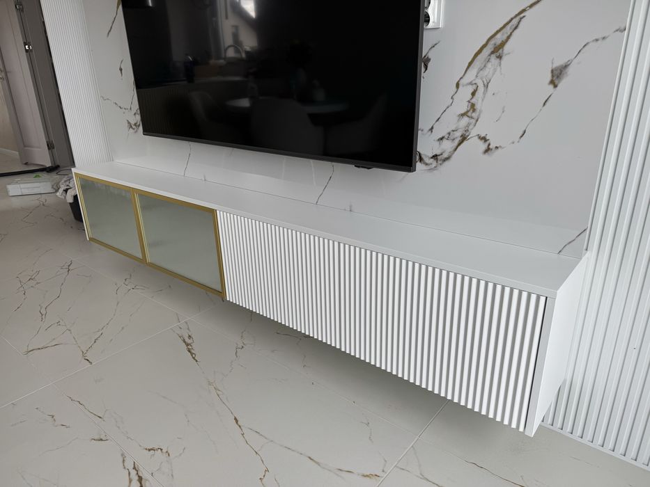 Meble na wymiar / usługi stolarskie / stolarz