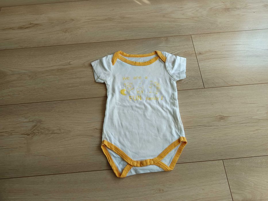 Body dla chłopca r 68