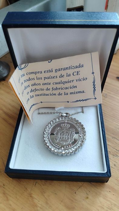 Colar de Prata 925 – Moeda Isabel II – Vintage