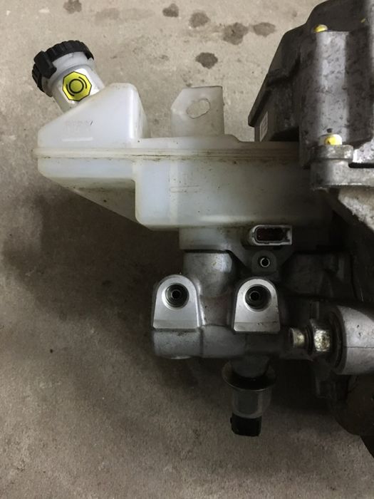 Вакуум гальмівний циліндр підсилювач гальм до Ніссан Ліф Nissan Leaf