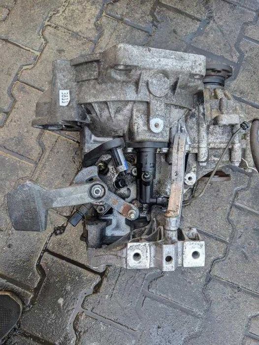 Skrzynia biegów VW Passat B6 Golf V 1.9 TDI 105 KM JCR