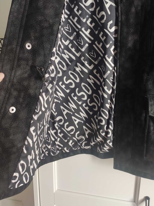 Casaco preto da desigual com etiqueta