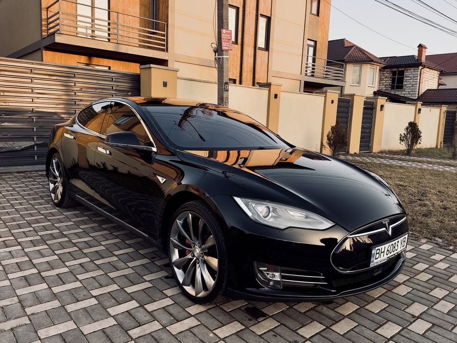 Tesla Model S 2014, P85D повнопривідна перфоменс, максимальна комплектація
