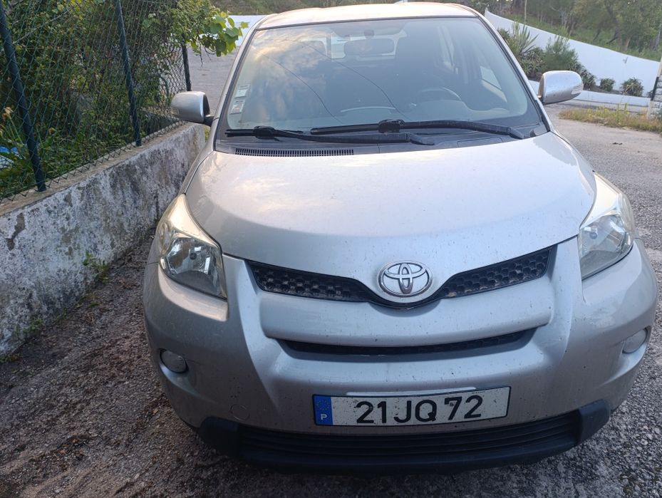 SUV Toyota Urban Cruiser - Urgente